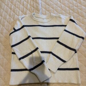 Abercrombie Kids Metallic Blue and White Sweater Sz 17/18 (Women’s S)